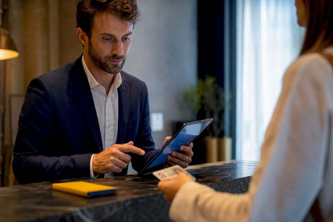 Pre check-in Airbnb: cosa devono fare host e gestori
